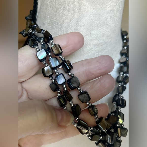 Abalone shell necklace, 3 strand alone or with tassel pendant- jewelry - Picture 11 of 16